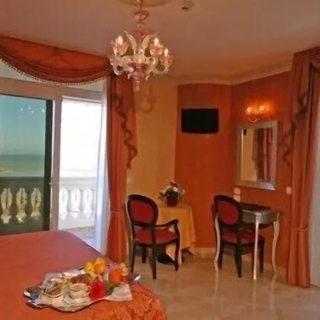 Hotel Guerra 4*